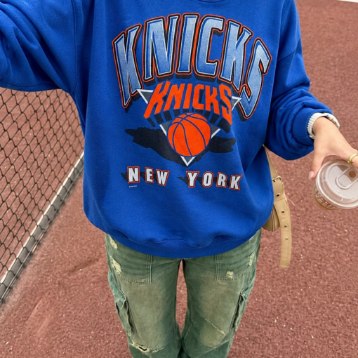 Vintage 90s Newyork Knicks Sweatshirt, Basketball Fans